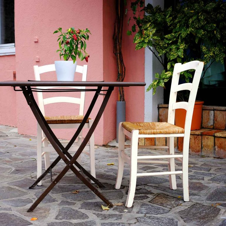 CHALKY FINISH GARDEN FURNITURE PAINT Hadjiyiannis
